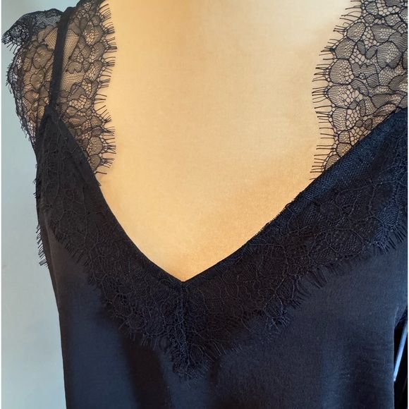 Black Eyelash Lace V Neck Cami - Picture 10 of 13